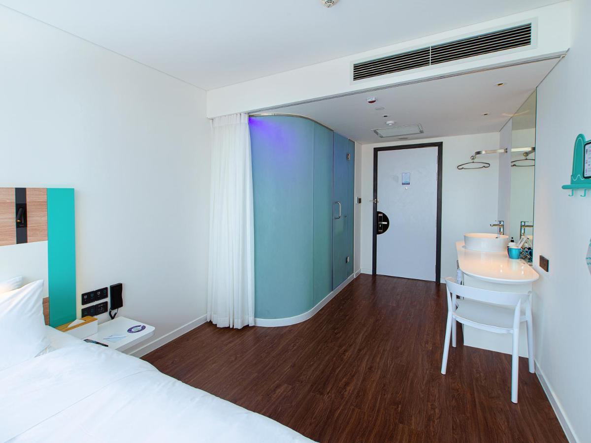 Tru By Hilton Hoa Binh City Centre Hòa Bình Екстериор снимка