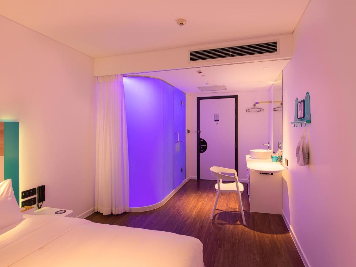 Tru By Hilton Hoa Binh City Centre Hòa Bình Екстериор снимка